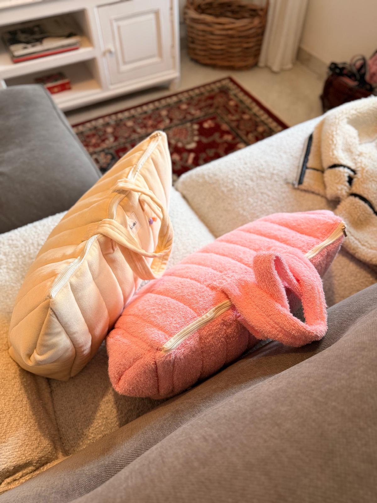 FLUFFY WEEKENDER PINK